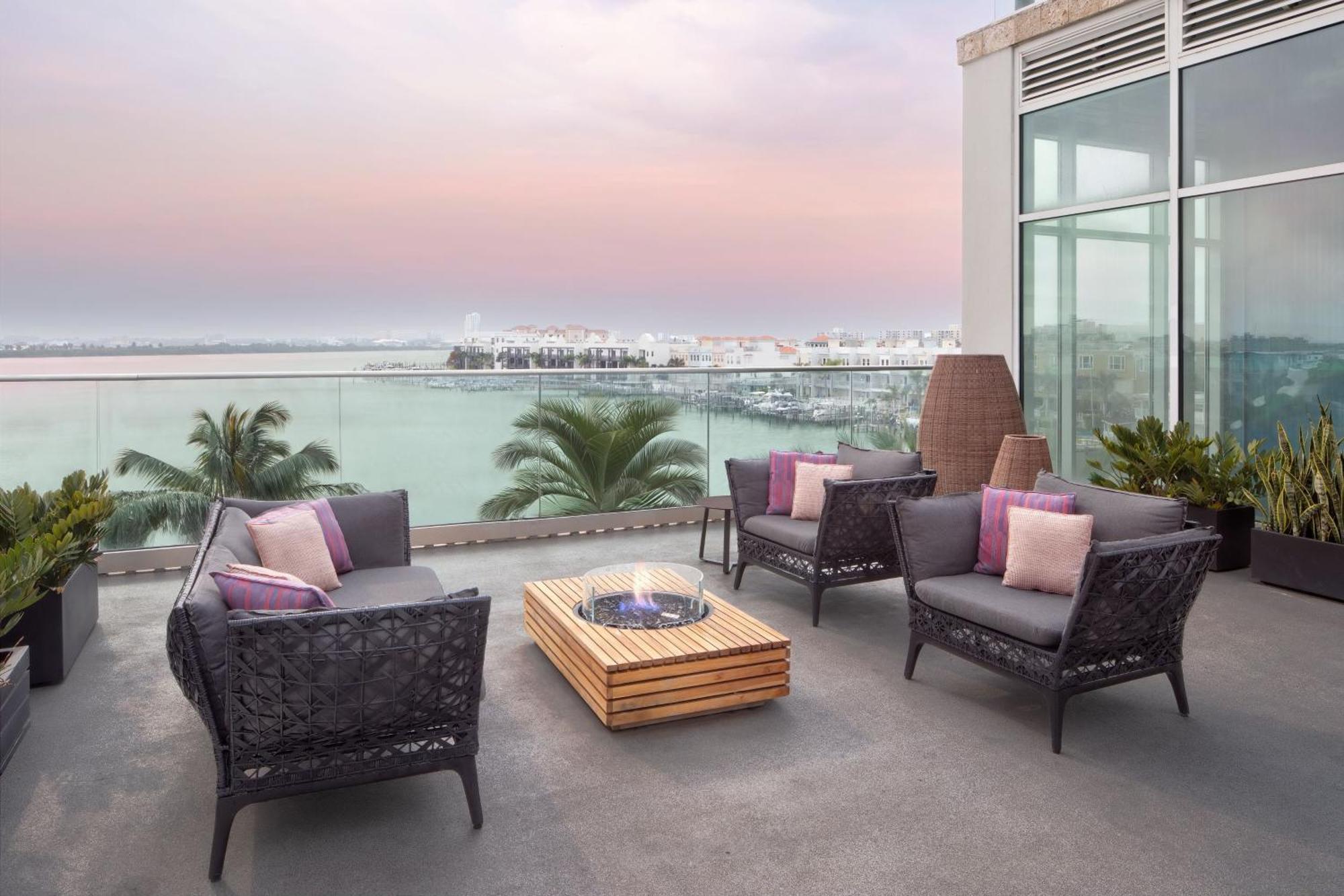 Residence Inn By Marriott Clearwater Beach Buitenkant foto